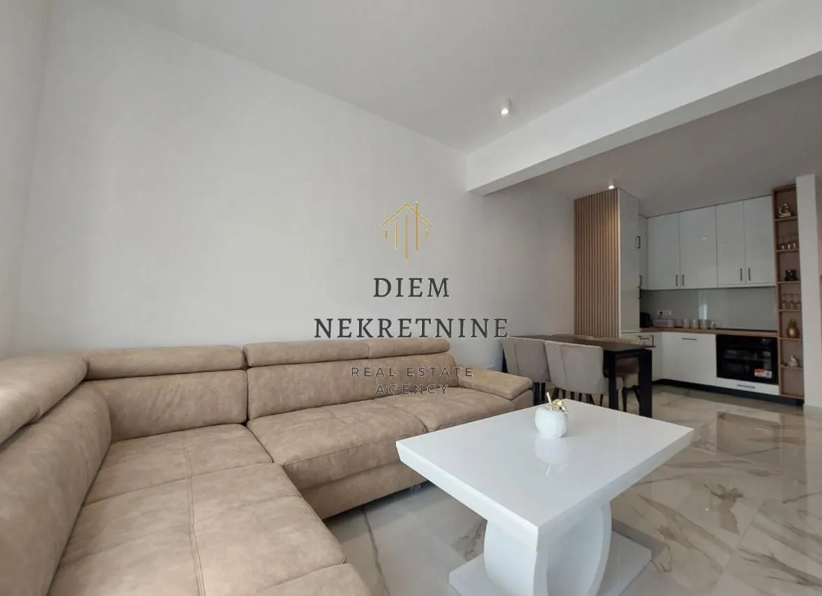 Prodaja, jednosoban stan, 42m², Radanovići, Kotor