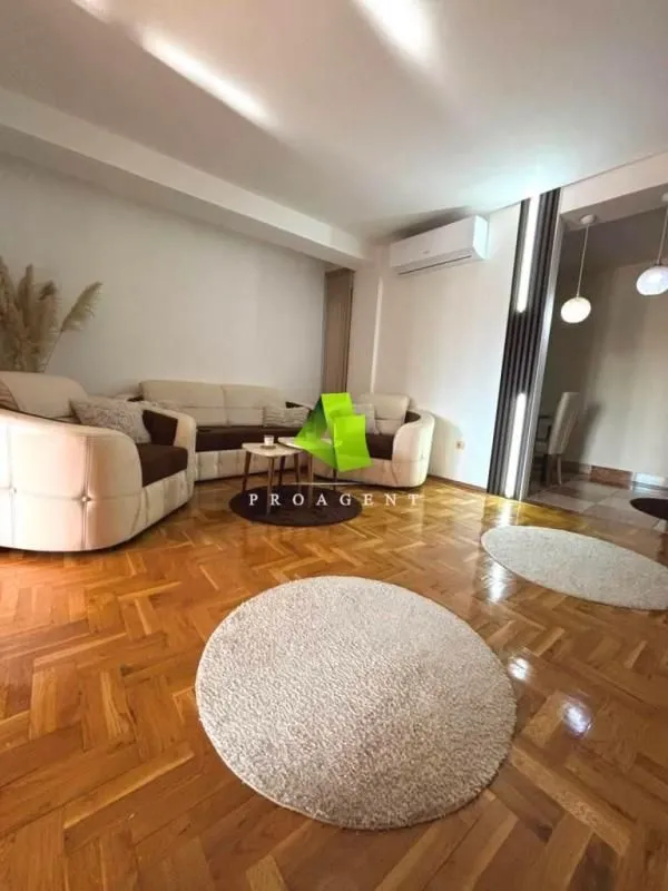 Izdavanje, trosoban stan, 65m², Medijana, Niš