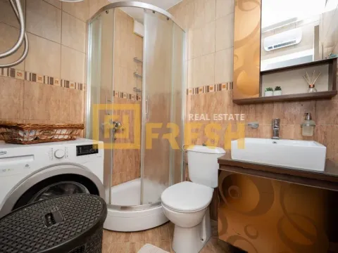 Izdavanje, dvosoban stan, 58m², Blok 9, Podgorica - image 18