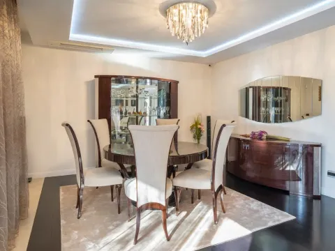 Sale, house, 355m², Budva, Crna Gora - image 12