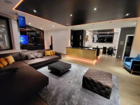 Sale, three bedroom apartment, 272m², Ivanovići, Budva - image 13