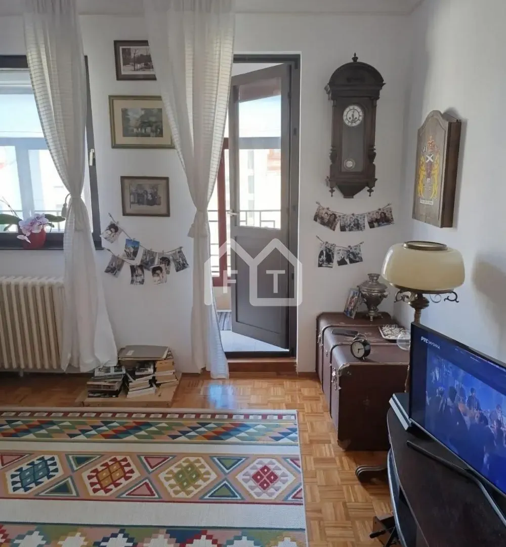 Rent, two bedroom apartment, 50m², Novi Beograd Blok 72, Novi Beograd Sve Podlokacije
