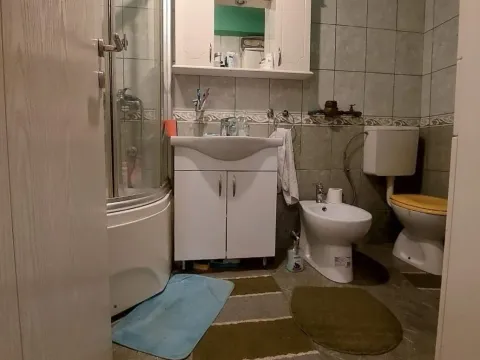 Sale, two bedroom apartment, 67m², Centar, Nikšić - image 10