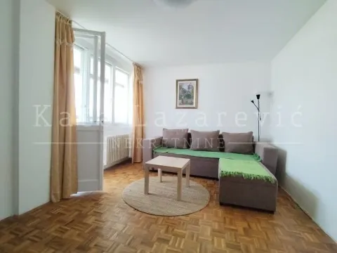 Izdavanje, jednosoban stan, 41m², Šumice, Beograd - image 2