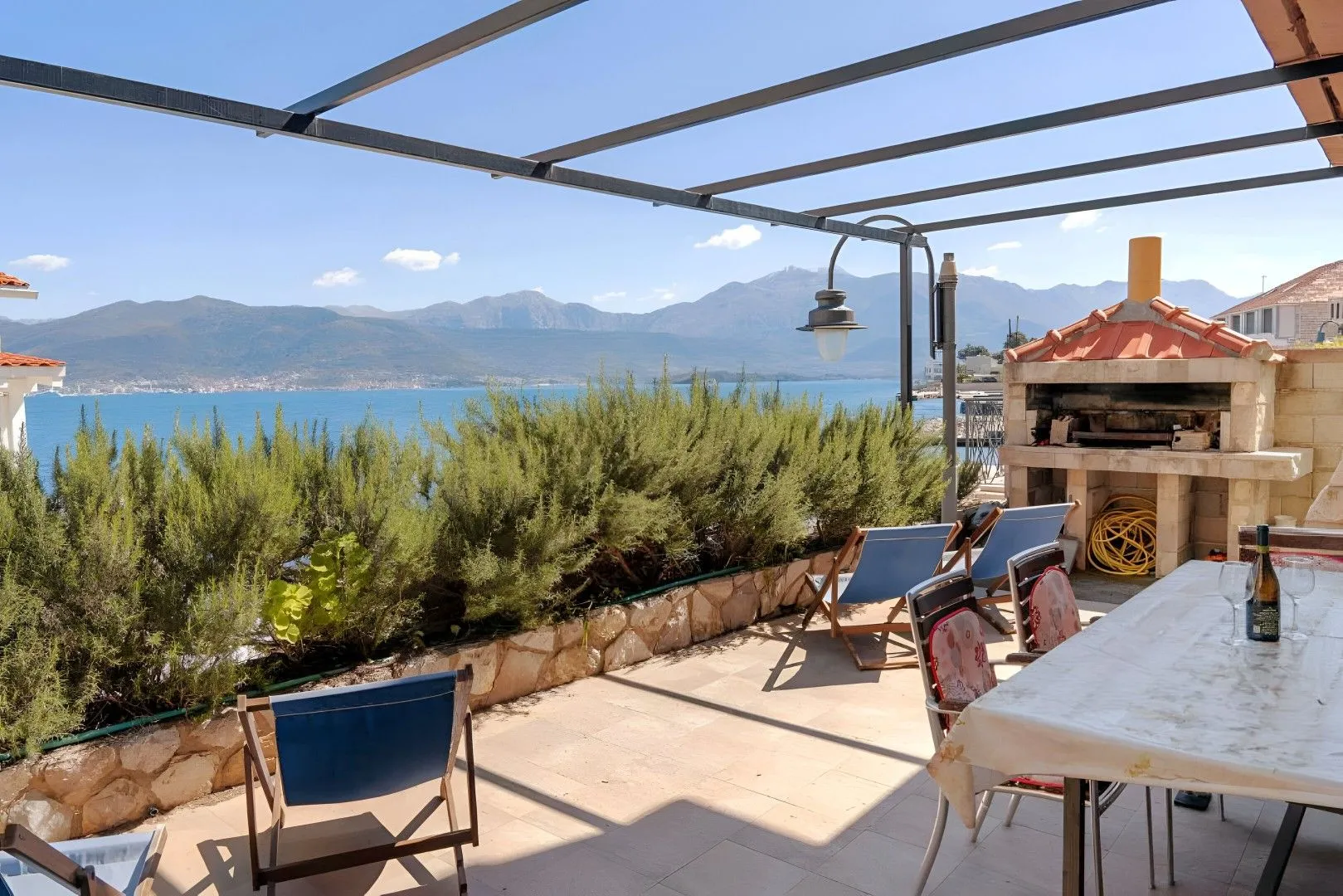 Sale, house, 180m², Krašići, Tivat