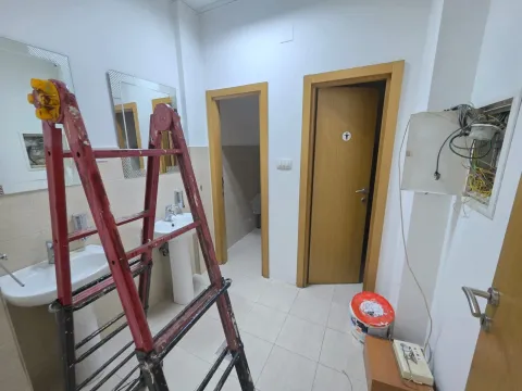 Rent, office space, 120m², Preko Morače, Podgorica - image 12