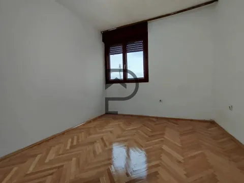 Prodaja, stan, 55m², Stari Aerodrom, Podgorica - image 3