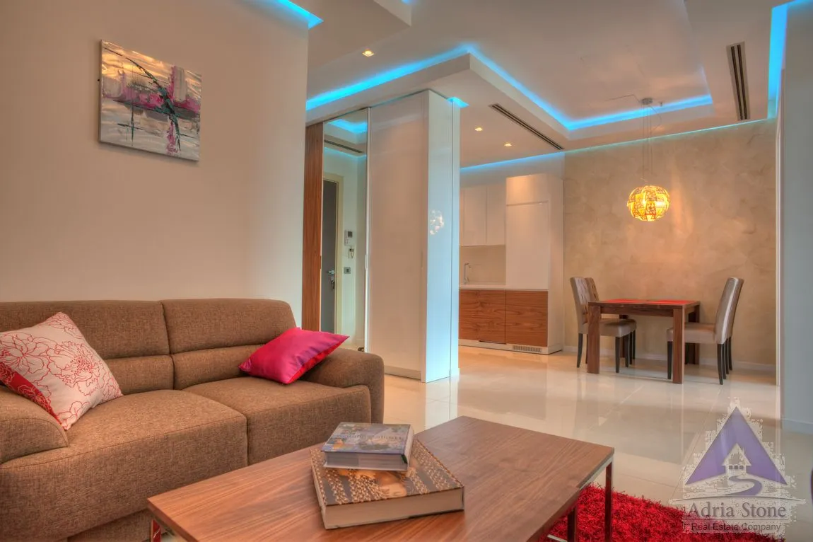 Sale, two bedroom apartment, 95m², Centar, Budva