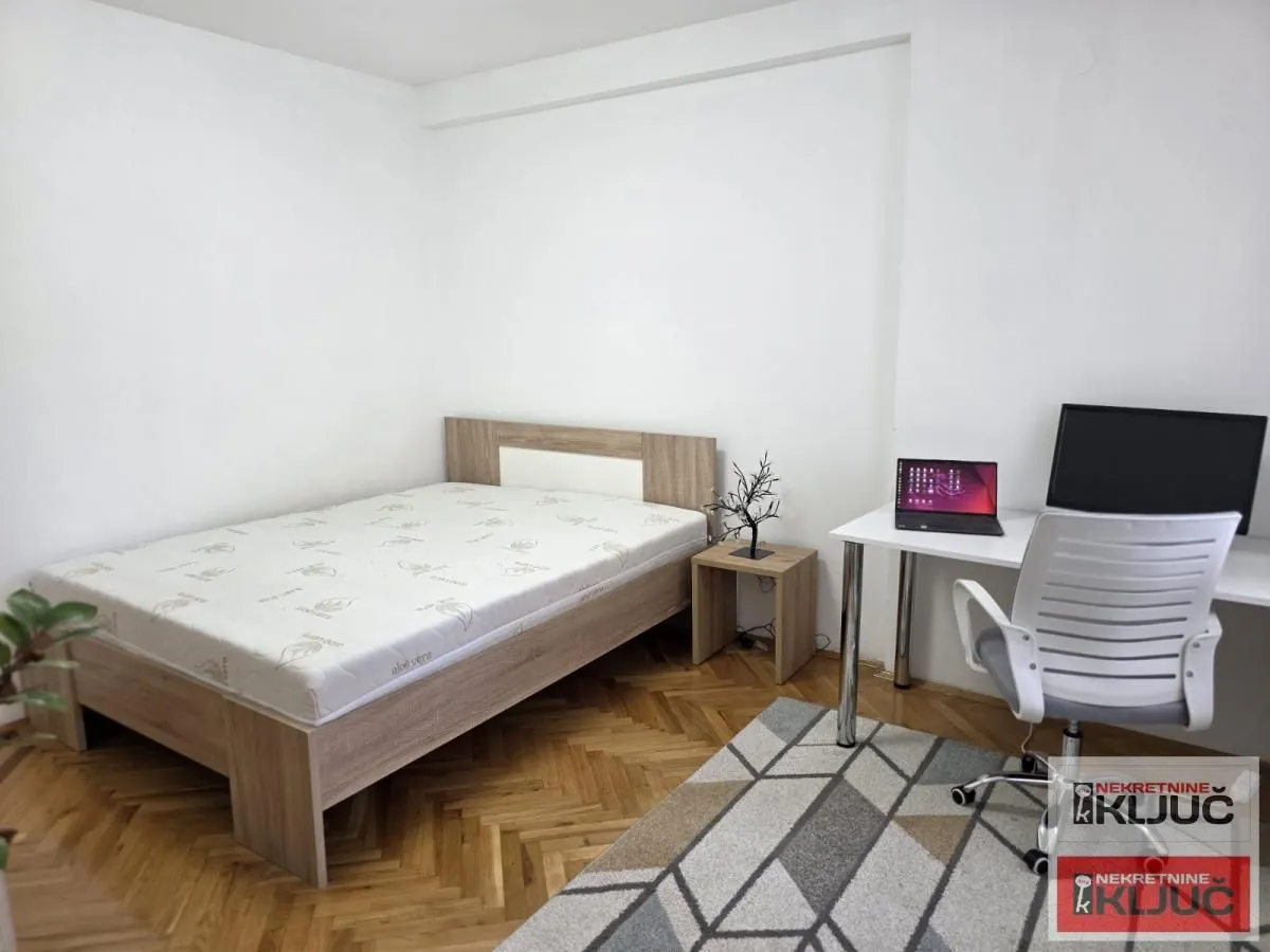 Izdavanje, dvosoban stan, 55m², Bulevar Oslobodjenja, Novi Sad Sve Podlokacije