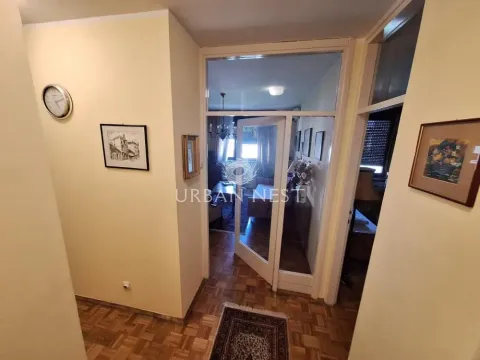 Rent, one bedroom apartment, 50m², Stari Grad, Beograd - image 13