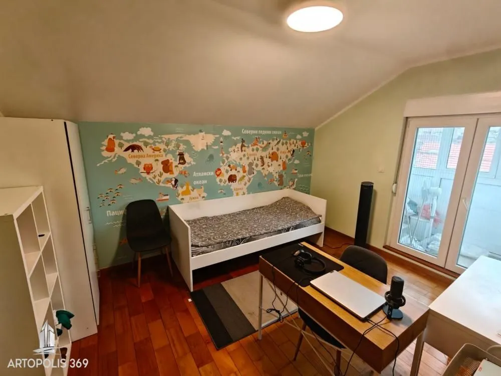 Prodaja, trosoban stan, 81m², Zemun Sve Podlokacije, Beograd