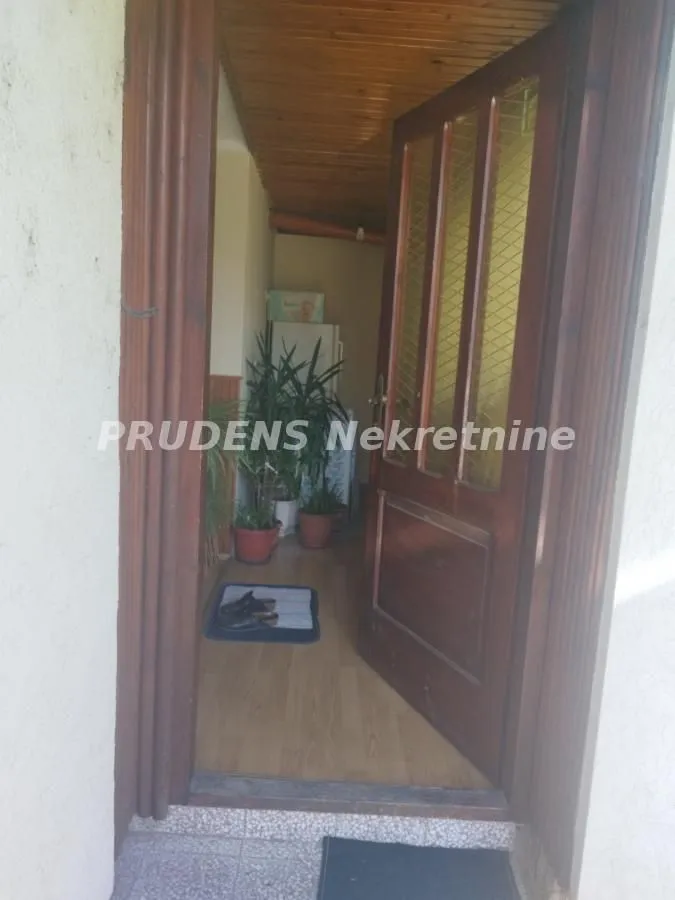 Sale, house, 240m², Surčin, Beograd