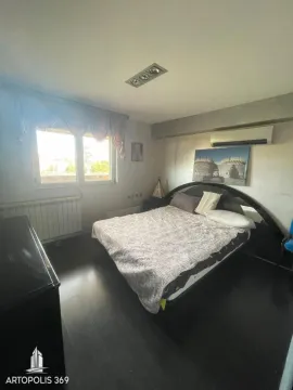 Rent, apartment, 130m², Stari Grad, Beograd - image 13