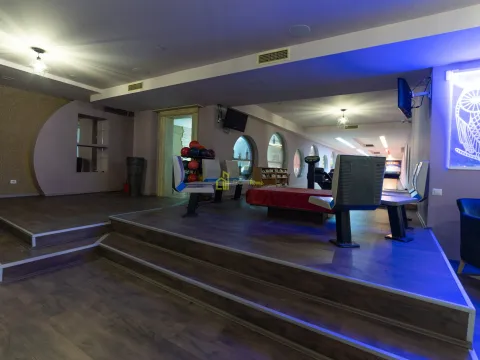 Prodaja, poslovni prostor, 1343m², Centar, Podgorica - image 12