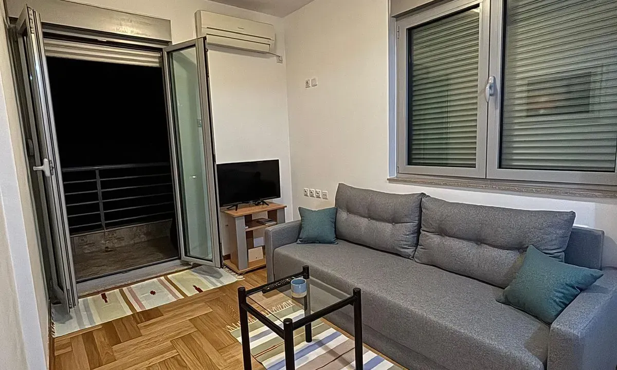 Izdavanje, garsonjera, 28m², Zabjelo, Podgorica