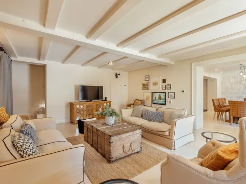 Sale, house, 490m², Dobrota, Kotor - image 9