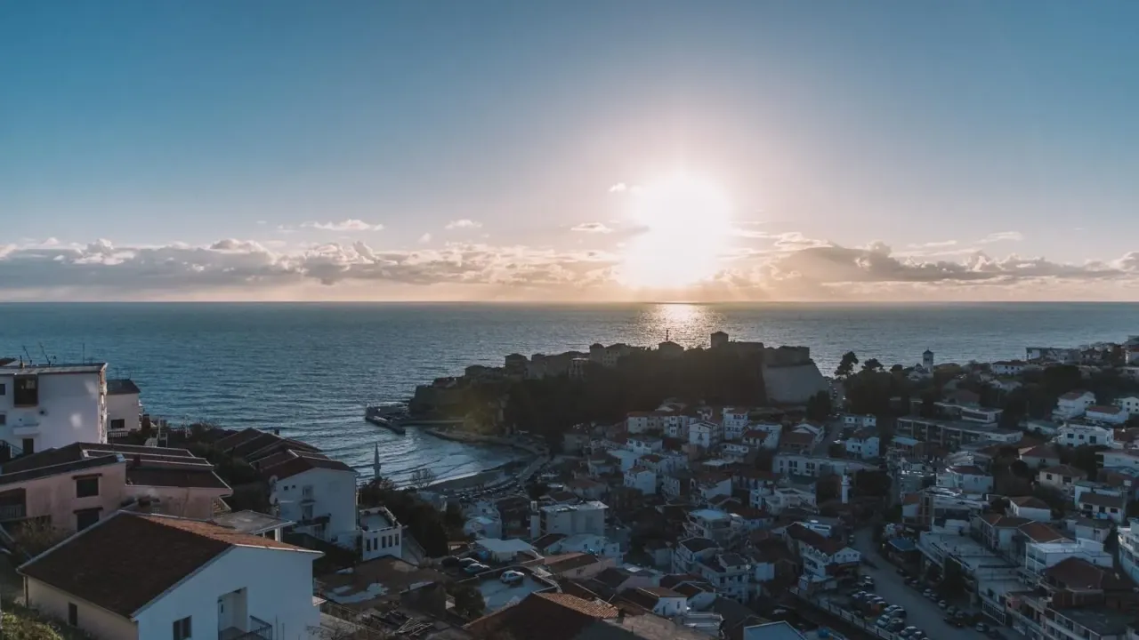 Prodaja, dvosoban stan, 115m², Pinješ, Ulcinj