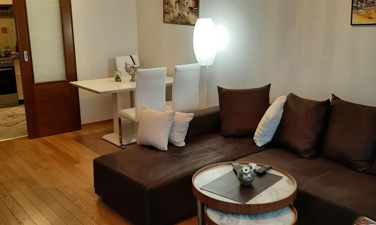 Prodaja, jednosoban stan, 49m², Kod Big Fashion-a, Podgorica