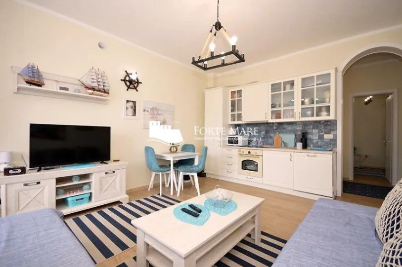 Sale, three bedroom apartment, 80m², Đenovići, Herceg Novi