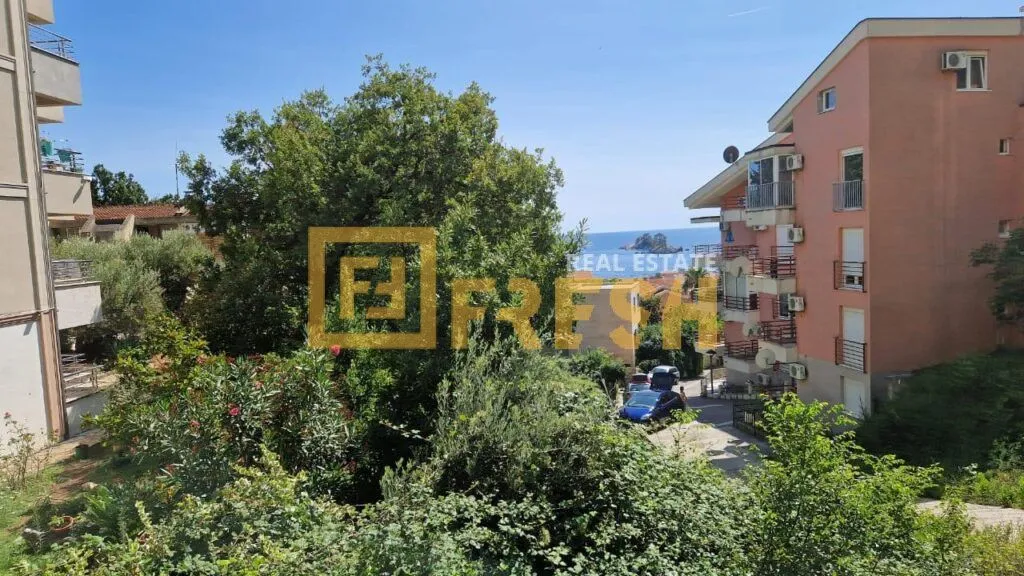 Rent, two bedroom apartment, 113m², Petrovac, Budva