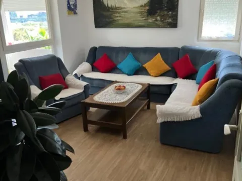 Prodaja, dvosoban stan, 77m², Blok 5, Podgorica