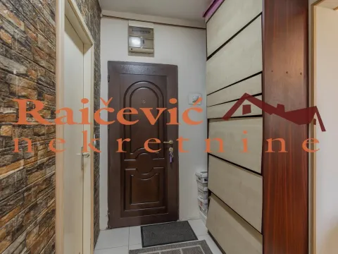 Sale, four bedroom apartment, 93m², Karaburma, Palilula Sve Podlokacije - image 9