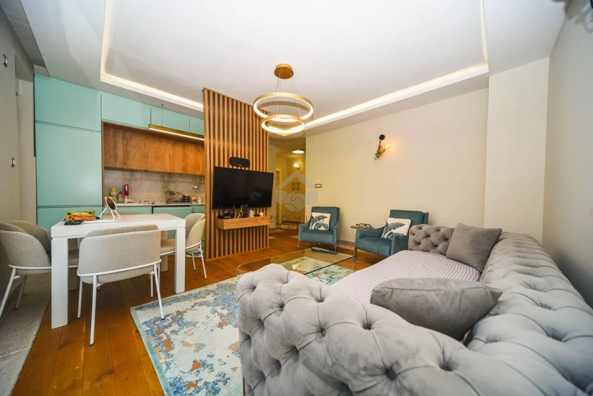Izdavanje, dvosoban stan, 70m², Preko Morače, Podgorica