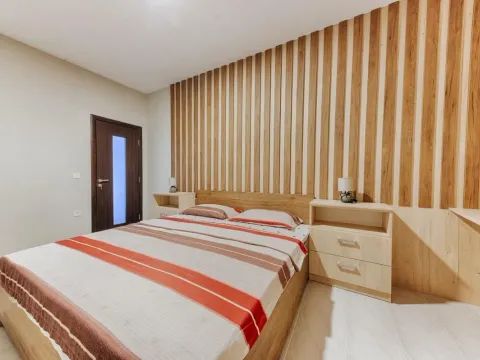 Prodaja, kuća, 250m², Utjeha, Bar - image 9