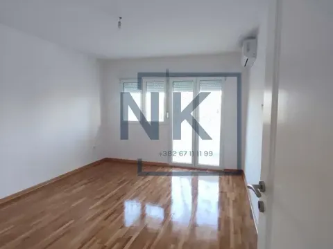 Izdavanje, dvosoban stan, 50m², Preko Morače, Podgorica - image 2