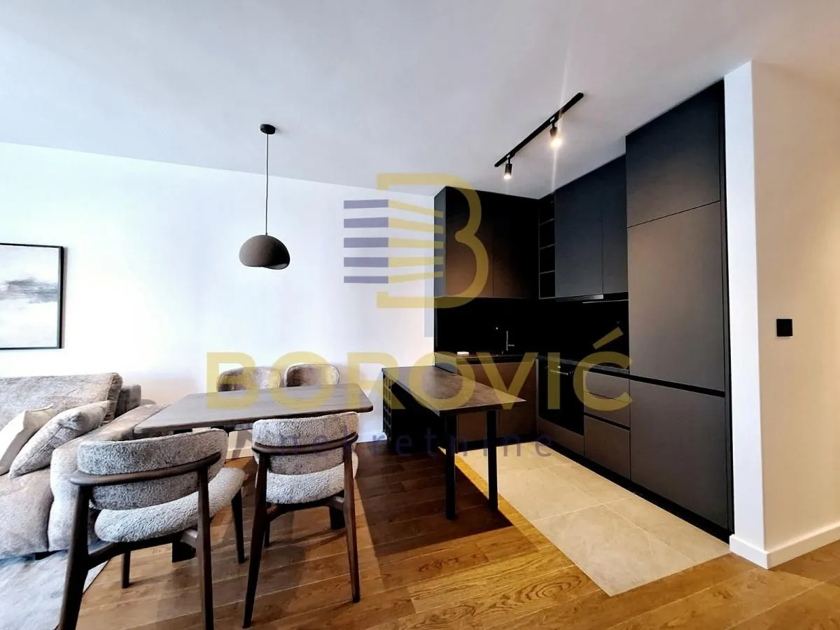 Izdavanje, dvosoban stan, 62m², Crveni Krst, Beograd