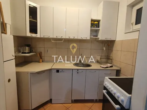 Izdavanje, dvosoban stan, 63m², Blok 9, Podgorica - image 3