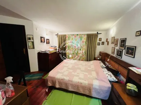 Sale, house, 340m², Knić, Srbija - image 11