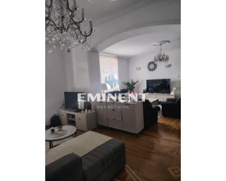 Rent, four bedroom apartment, 120m², Severni Bulevar, Zvezdara Sve Podlokacije - image 6