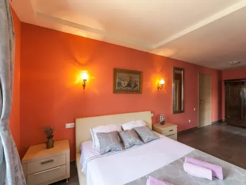 Prodaja, kuća, 450m², Prčanj, Kotor - image 3