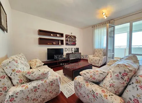 Rent, one bedroom apartment, 85m², Centar, Bar - image 3