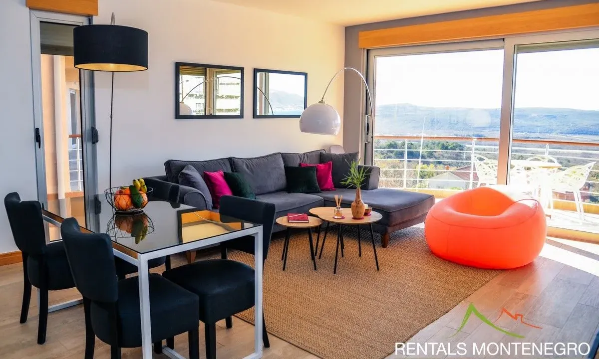 Prodaja, dvosoban stan, 120m², Kavač, Kotor