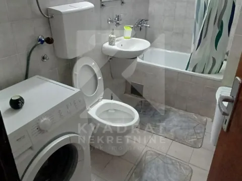 Izdavanje, garsonjera, 27m², Momišići, Podgorica - image 3