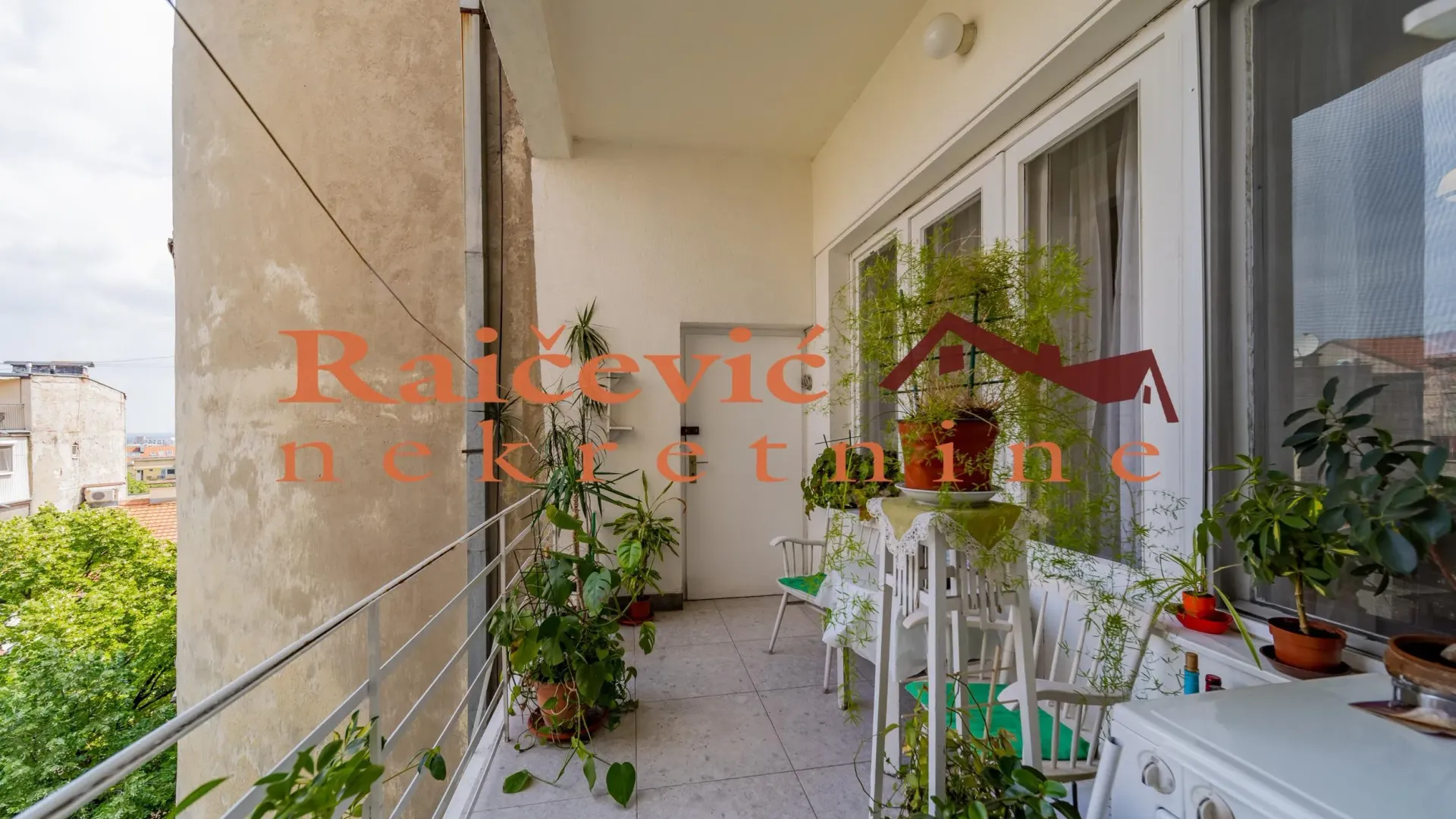 Prodaja, četvorosoban stan, 115m², Stari Grad, Beograd