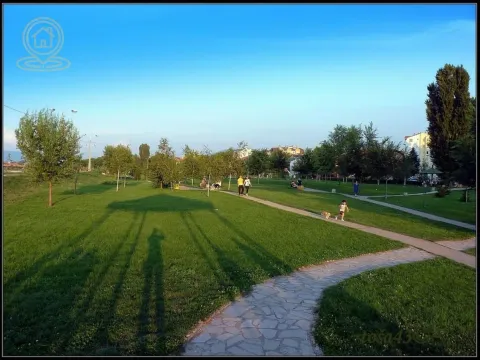 Izdavanje, dvosoban stan, 52m², Bulevar, Niš - image 10