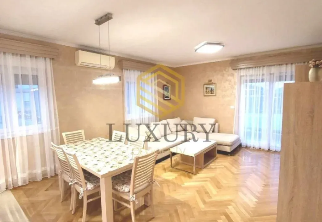 Izdavanje, dvosoban stan, 88m², City Kvart, Podgorica