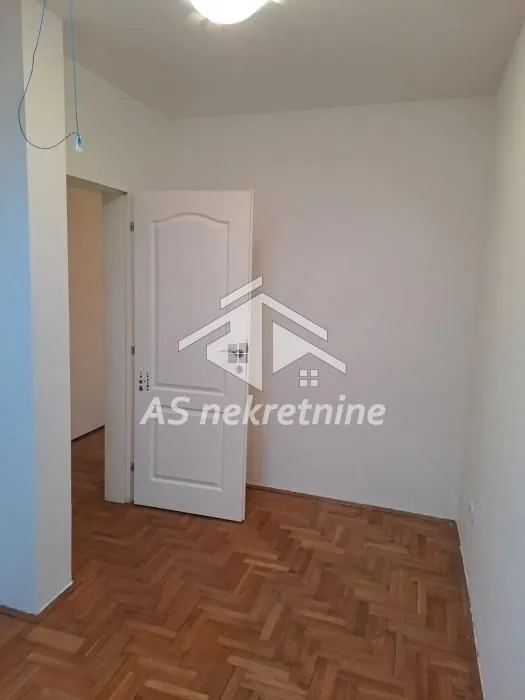 Prodaja, dvosoban stan, 50m², Žarkovo, Beograd
