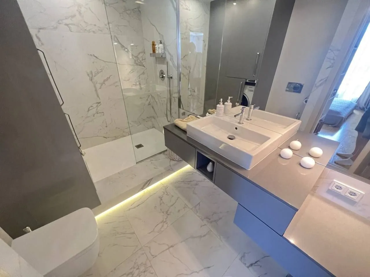 Rent, one bedroom apartment, 80m², Rozino, Budva