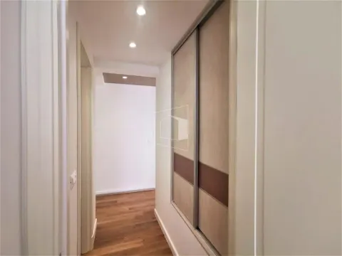 Prodaja, stan, 45m², Blok 6, Podgorica - image 4