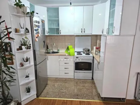 Sale, two bedroom apartment, 75m², Pantelej, Niš - image 8