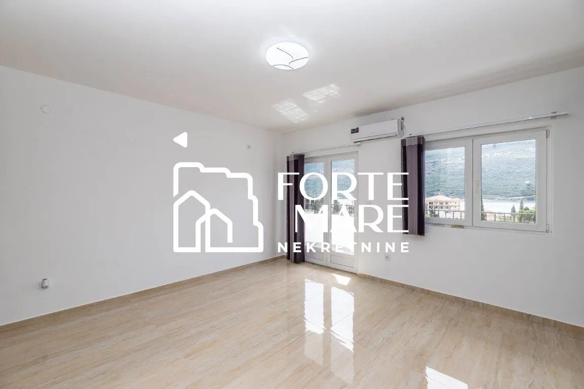 Prodaja, jednosoban stan, 44m², Kumbor, Herceg Novi