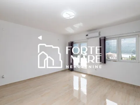 Prodaja, jednosoban stan, 44m², Kumbor, Herceg Novi - image 3