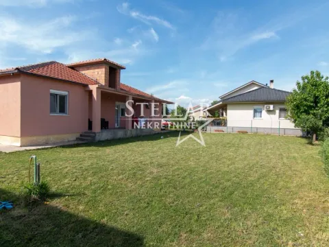 Izdavanje, kuća, 140m², Donji Kokoti, Podgorica - image 18