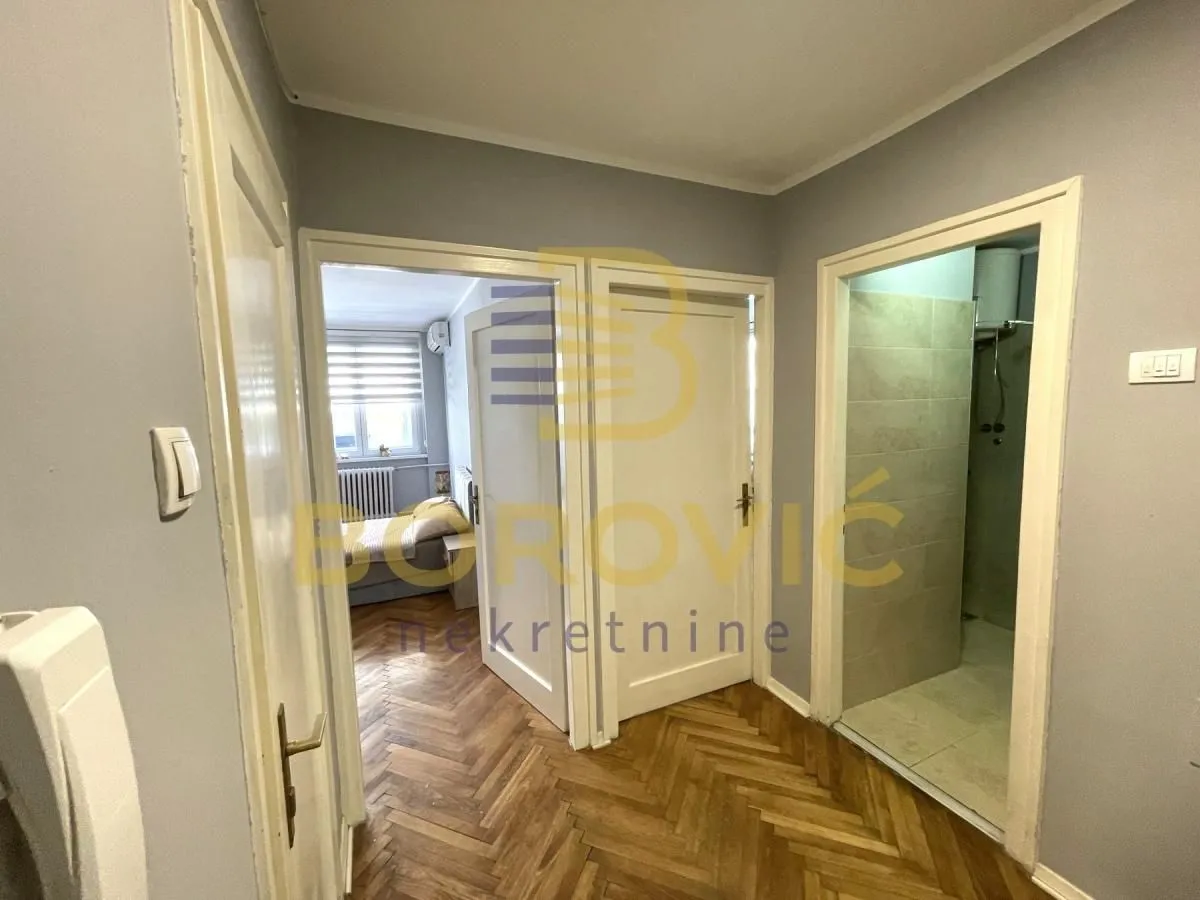 Rent, two bedroom apartment, 50m², Čubura, Beograd