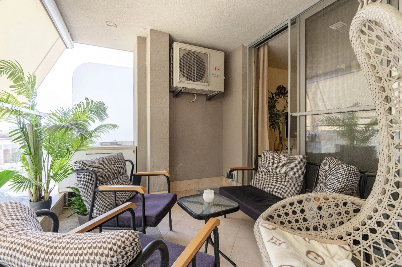 Prodaja, dvosoban stan, 82m², Rozino, Budva