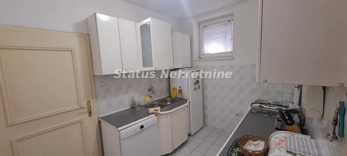 Prodaja, kuća, 348m², Petrovaradin, Novi Sad